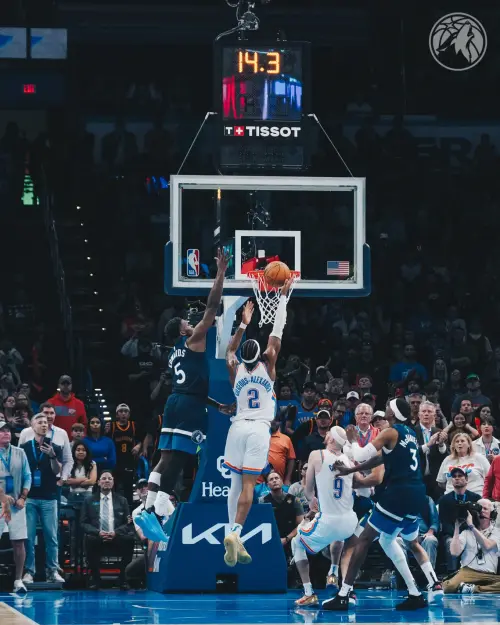 ▲Shai Gilgeous-Alexander此役大放異彩，攻下39分10籃板8助攻，但在延長賽最後13.2秒，他的上籃企圖遭到Anthony Edwards直接封阻。（圖／取自明尼蘇達灰狼X）