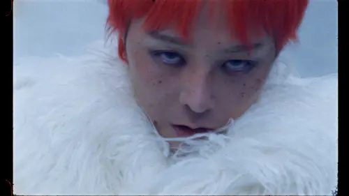 ▲G-Dragon（GD、權志龍）的新專輯《Übermensch》主打歌〈Drama〉第34秒疑似致敬鄧麗君的《月亮代表我的心》，發音中文超標準。（圖／OfficialGDRAGON YouTube）