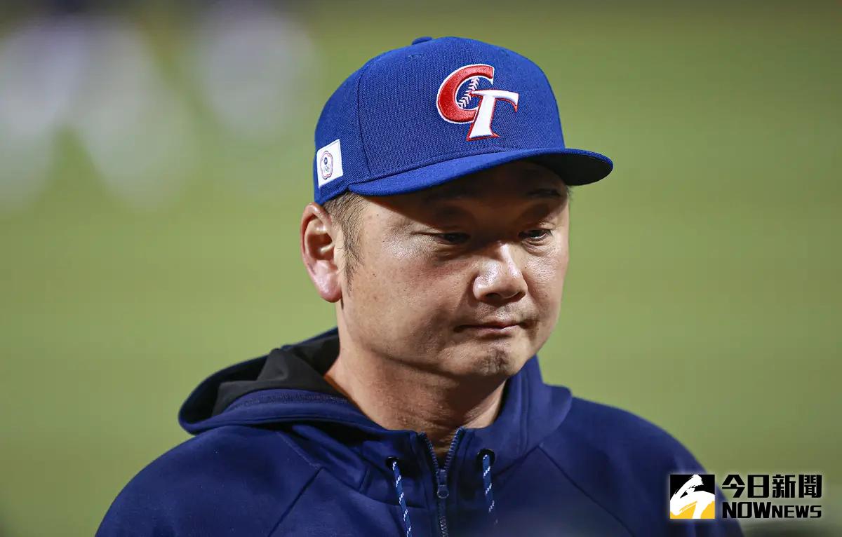 ▲連續帶領中華隊在世界12強賽奪冠、取得WBC門票的總教練曾豪駒，賽後對於2026年WBC正賽是否會繼續執掌兵符沒有正面回應，只說要先好好休息一下再說。（圖／記者葉政勳攝 , 2025.02.25