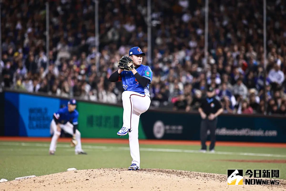 ▲經典賽資格賽中華隊救援投手曾峻岳連飆火球替中華隊收下最後勝利。（圖／記者葉政勳攝 , 2025.02.25）