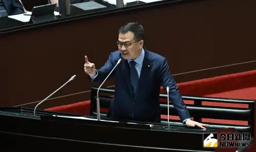 羅智強遭控木可翻版！他再爆「這排行」已衝第一
