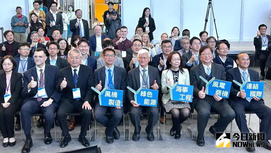 ▲2025亞太國際風力發電展在高雄展覽館開展，打造最強風電產業交流平台，為我國離岸風電產業注入全新活力。(圖／記者黃守作攝) 