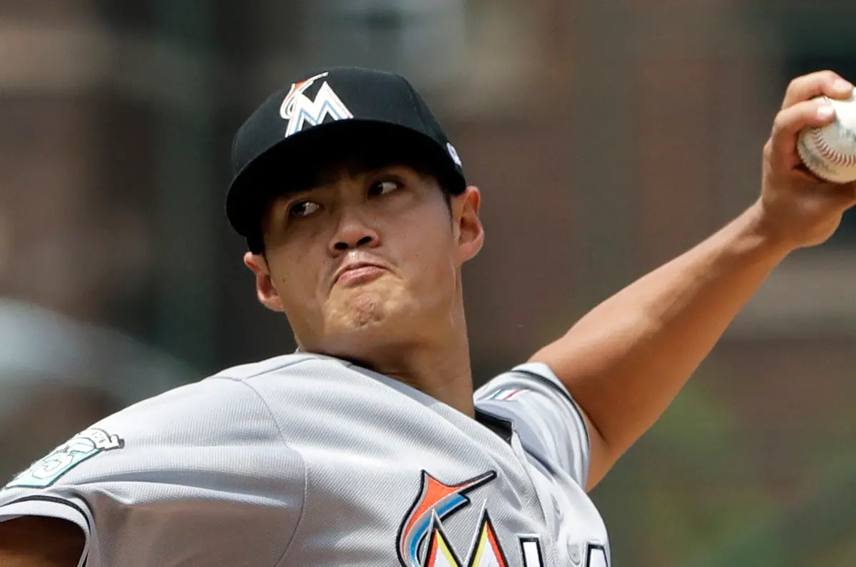 ▲陳偉殷生涯開始下滑，普遍認為是2016年開始，當年轉投馬林魚，投球策略開始和過往差距比較大，特別是好球帶高的位置使用比較少，也造成內野飛球比例降低，對其成績有著不小的影像。（圖／美聯社／達志影像）