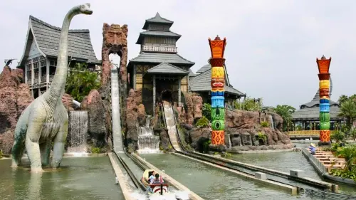 ▲原PO透露，當天只花約1個半小時就幾乎玩遍六福村園區設施，下午2點離開時停車場仍十分冷清，慘淡人潮令人感嘆。（圖／六福村提供）