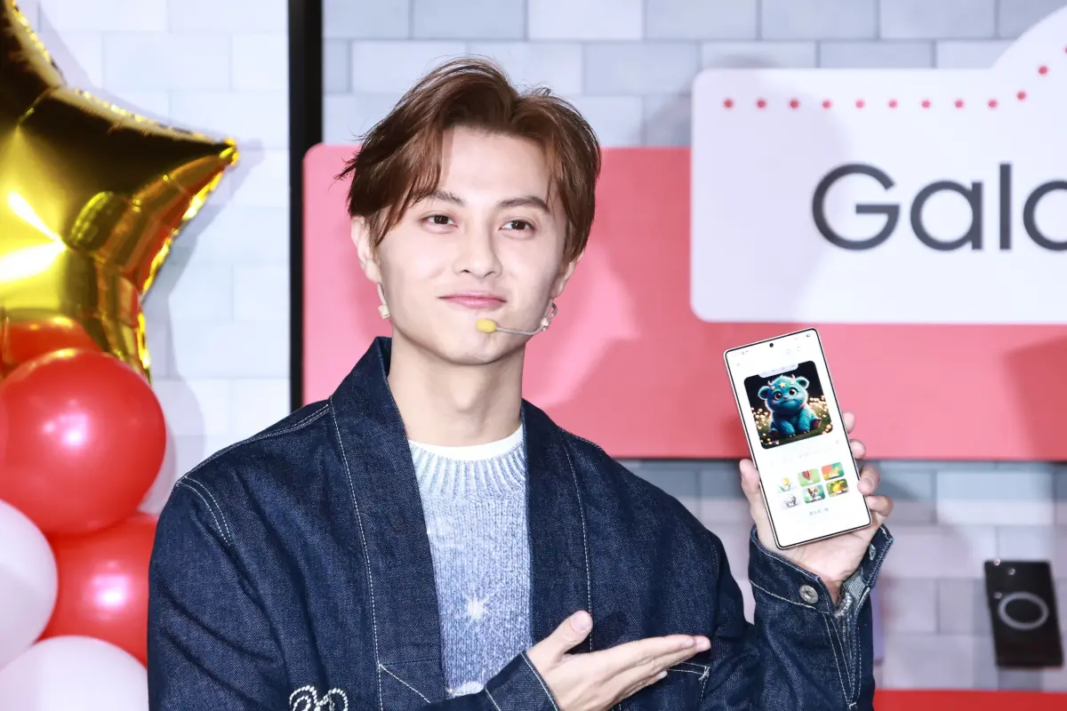 ▲女星鬼鬼（吳映潔）未婚生女1個多月，好友王子（邱勝翊；如圖）出席活動被問到生父相關話題，招認事前完全不知道鬼鬼懷孕、更不清楚爸爸是誰，只有在得知消息當下傳訊關心「很替她開心！」（圖／記者吳翊緁攝影）