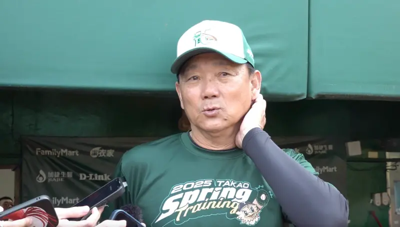 ▲洪一中談到中華隊本次表現，稱讚總教練曾豪駒敢大膽嘗試新人，「派很多隊出去都能贏，才代表台灣棒球進步了！」（圖／記者陳云茹攝 , 2025.02.27）