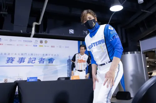 北海道日本火腿鬥士隊監督新庄剛志出席火腿交流賽記者會。(圖/悍創運動行銷提供) ▲北海道日本火腿鬥士隊監督新庄剛志出席火腿交流賽記者會。(圖/悍創運動行銷提供)