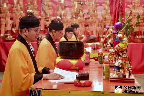 ▲土地公,福德正神,神像,龍抬頭,土地公生日,法會,拜拜（圖／記者李政龍攝）