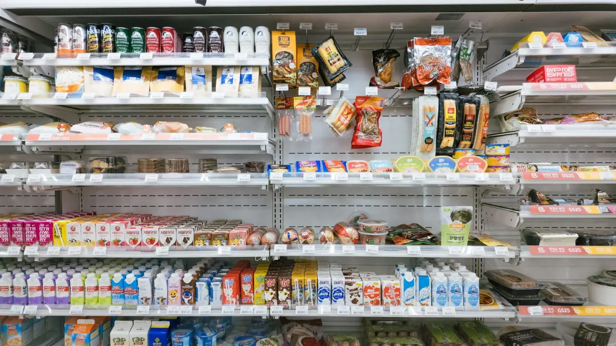 ▲到日本旅遊時，看到商品「買一送一」可別見獵心喜的拿兩個結帳，否則很可能虧大了！（圖／Pakutaso）