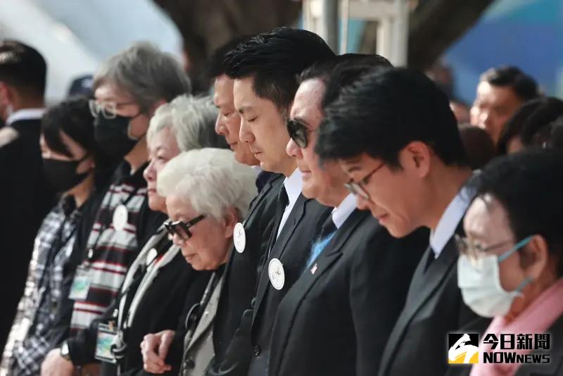 ▲台北市長蔣萬安與前總統馬英九出席北市二二八紀念會,進行靜默追思。(圖/記者葉政勳攝,2025.02.28)