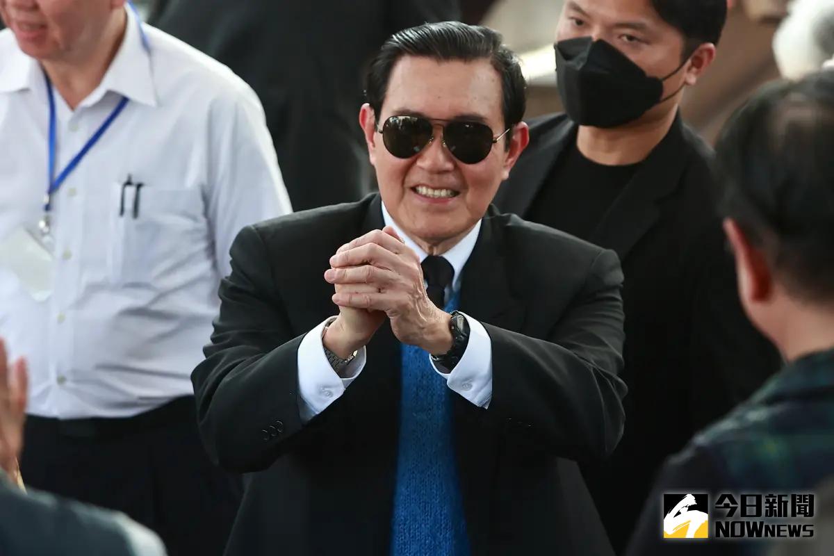▲前總統馬英九今（29）日贈總統賴清德16字箴言。（圖／記者葉政勳攝）