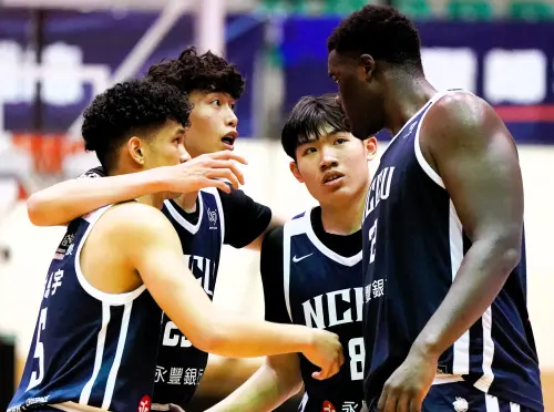 UBA政大複賽取得5連勝,成為第一支前進決賽的隊伍。(圖/大專體總提供) ▲UBA政大複賽取得5連勝,成為第一支前進決賽的隊伍。(圖/大專體總提供)