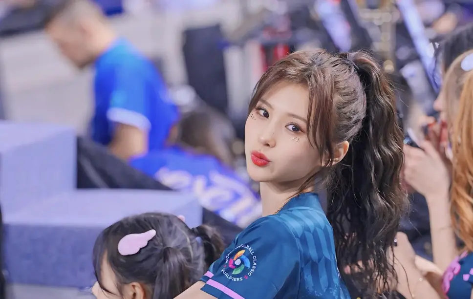 ▲全恩菲（如圖）在Threads上喊「好想快點去台灣」，被猜是想來台灣發展，球迷猜她會加入樂天。（圖／翻攝自Threads jexxbi）