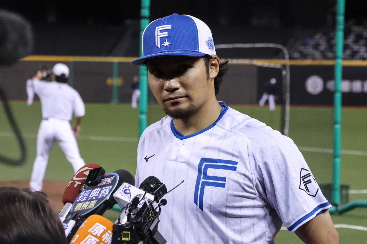 ▲日本火腿鬥士隊王牌投手伊藤大海表示明日對戰中信兄弟將展示新球種。（圖／記者朱永強攝，2025.03.01）