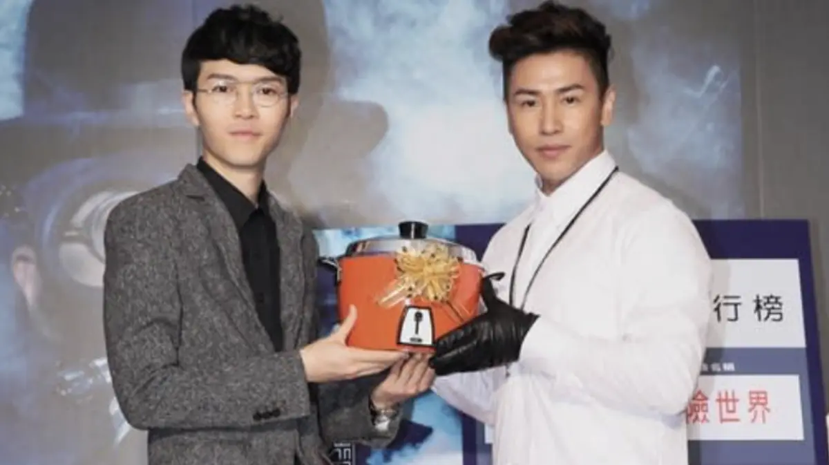 ▲方大同（左）病逝享年41歲！歐漢聲（右）曾是他的師弟，向《NOWnews今日新聞》記者透露得知噩耗的心情，「非常震驚和難過，我一直是他的粉絲。」並憶起昔日2人互動與交情，令人惋惜不已。（圖／金牌大風提供）