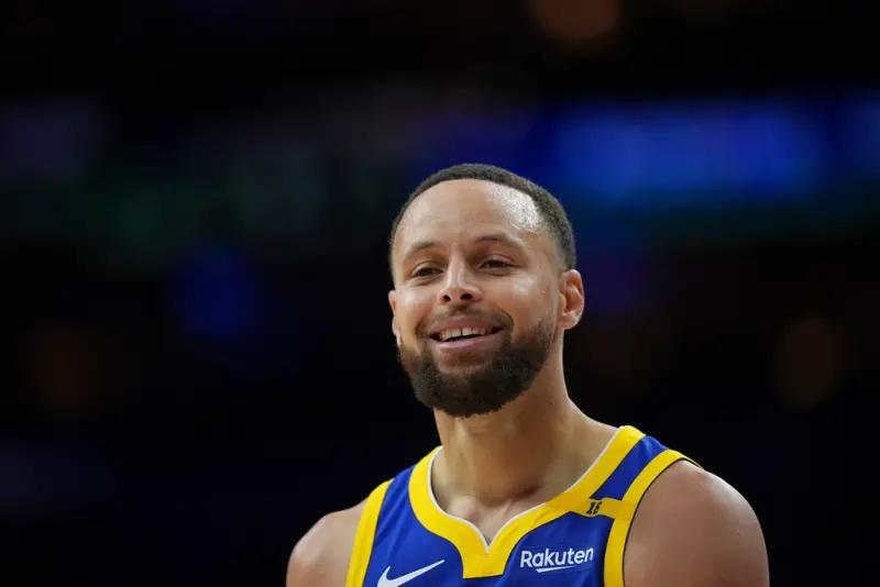 ▲Stephen Curry在比賽中攻下29分13助攻，投籃18投10中，三分球12投5中，展現一貫的高效率表現，還完成自己6年來的首次灌籃。（圖／美聯社／達志影像）