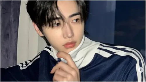 ENHYPEN成訓台上丟口香糖！工作人員事後幫清理　粉絲轟：沒衛生
