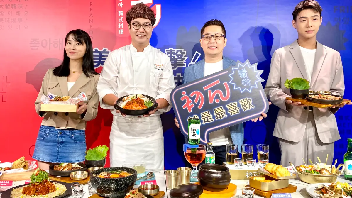 ▲王品集團2022年台北西門町開幕「初瓦」韓式料理，請韓國主廚孫榮打造最韓泡菜鍋、韓味烤肉等道地美食，開幕訂位秒殺、業績破千萬。Google評價「難吃、不道地」一星差評跌落神壇不意外。（圖／記者蕭涵云攝）