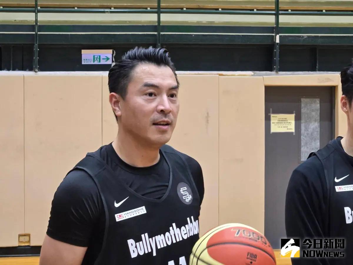 ▲這支球隊其中包括不少其SBL球星，簡嘉宏、左從凱的「再興連線」，達欣主控王志群，瘋狂射手林冠綸，搭檔大前鋒岳瀛立，加上巔峰時期堪稱台灣球員頂尖水準的陳信安，戰力相當可怕。（圖／記者黃建霖攝）