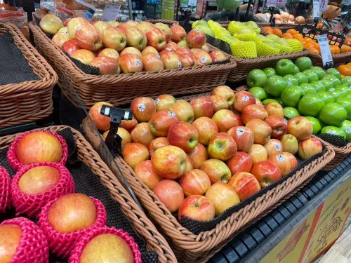 ▲水果 全聯水果 超市水果（圖／記者陳雅雲攝）