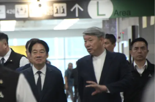 ▲郭智輝（圖右）表示，去年12月揭牌位於捷克的台灣貿易投資中心，是境外關內首座海外示範點，接下來也會規畫在美國成立投資服務中心，積極協助供應鏈海外的佈局。（圖／記者鍾泓良攝影）