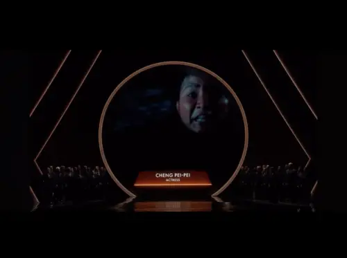 ▲鄭佩佩出現在奧斯卡頒獎典禮的「緬懷已故影人」片段中，女兒原子鏸很感謝主辦單位。（圖／摘自原子鏸IG）