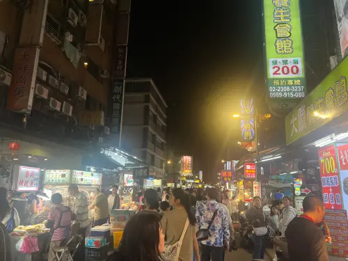 ▲艋舺夜市、萬華夜市、廣州街夜市（圖／記者賴禹妡攝）