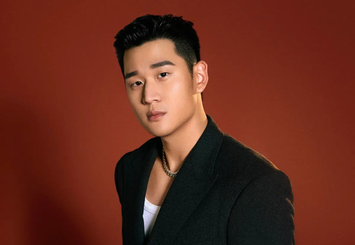 ▲周興哲日前剛迎接二寶，近來又喜事連連，推出專輯嗨喊「Dear Baby」，再找來Gummy B創作新歌 。（圖／星空飛騰提供）