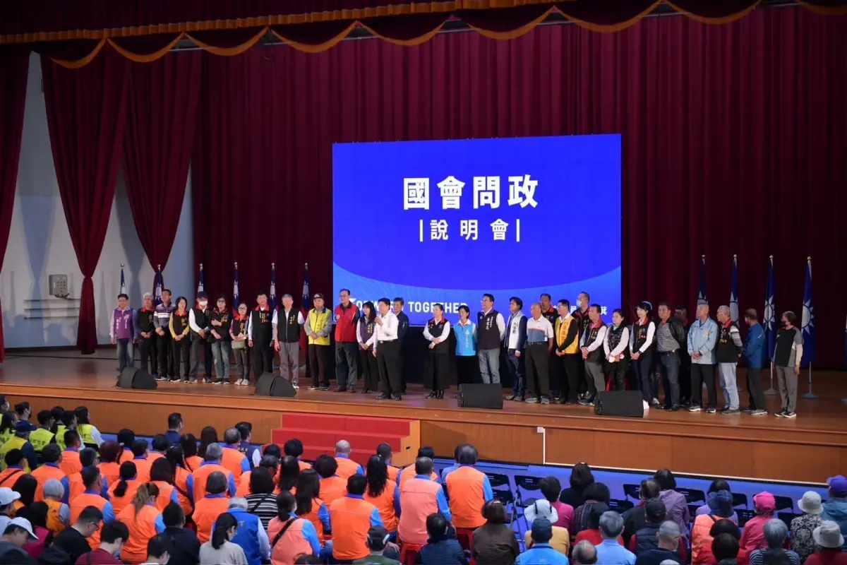 ▲國民黨立委傅崐萁今（3）日發文痛批賴政府謠言治國，表示：「我跟葉老師一樣火氣越來越大」。（圖／取自傅崐萁臉書）