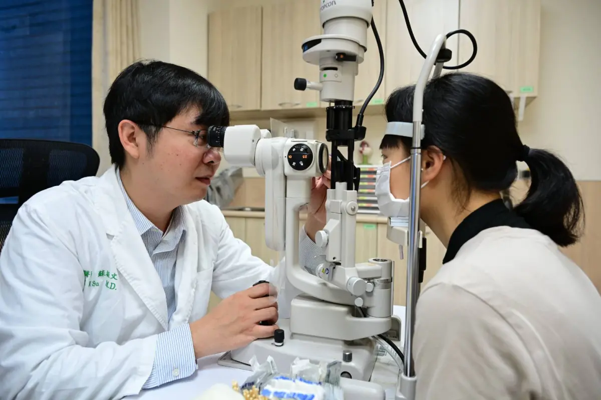 ▲醫師提醒如果發現視力惡化，務必盡快安排檢查找出病因。(圖／醫院提供2025.3.4)