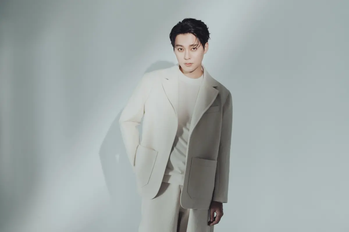 ▲李唯楓遇伯樂加盟新東家「風暴國際」重拾麥克風當歌手發片自喻「資深新人」。（圖／風暴國際X波蜜提供）