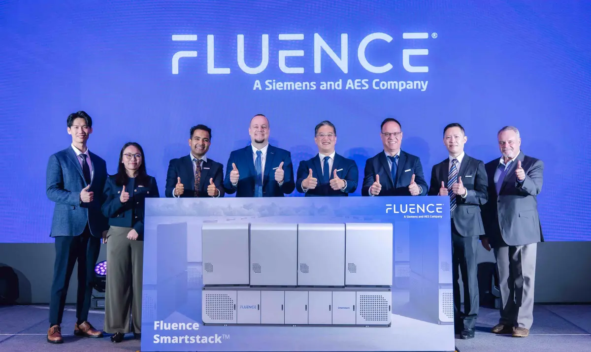 ▲台灣富安能源成立一週年之際，正式亮相全新Fluence Smartstack儲能平台，採用前瞻性的模組化設計，結合智慧管理系統及最高安全等級防護，旨在為客戶提供更高的經濟效益。（圖／台灣富安能源提供）