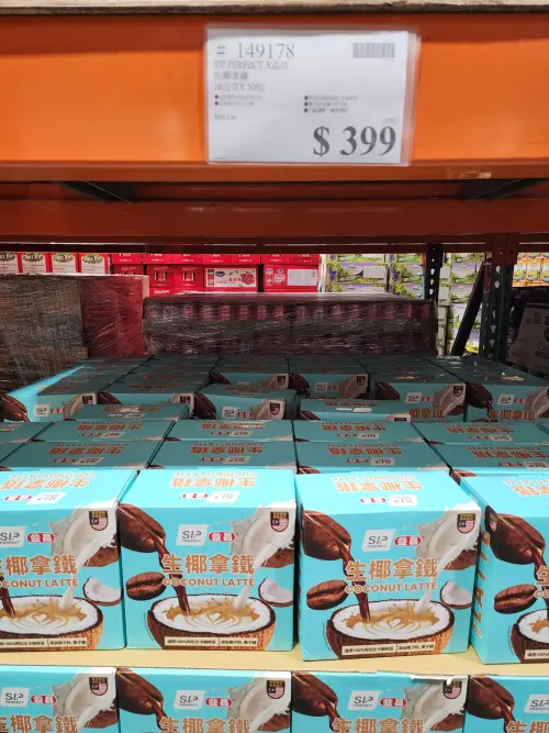 ▲好市多生耶拿鐵曾賣到斷貨，如今被會員目擊重新上架了。（圖／Costco好市多商品經驗老實說臉書）