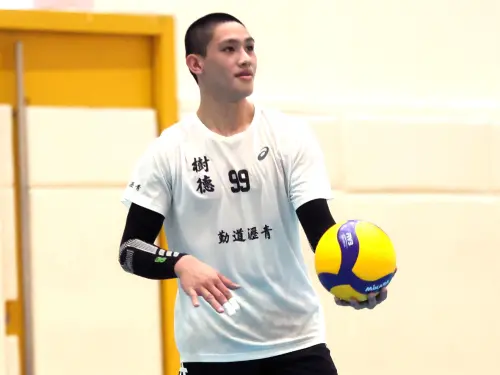 ▲樹德科大楊過因為名字特別,意外成為風雲人物。(圖/大專體總提供) ▲樹德科大楊過因為名字與金庸小說主角同名,意外成為風雲人物。(圖/大專體總提供)