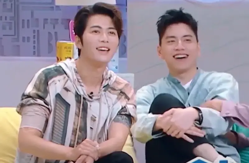 ▲王大陸（右）遭起訴連帶影響到合作過的對象，其中最慘的非陳學冬（左）莫屬，他還合作過鄭爽、吳亦凡等在中國被視為「劣跡藝人」的明星，導致多部作品遭封殺、下架。（圖／翻攝自優酷）
