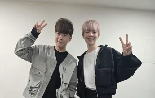 ▲瑋瑋（右）力挺李岳的節目。（圖／李岳提供）