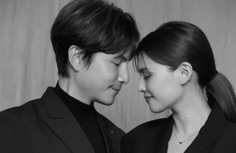 ▲孫協志（左）說夏宇童（右）拯救他的靈魂，交往6年登記結婚，承諾會朝全世界最幸福的家庭邁進。（圖／翻攝自孫協志IG）