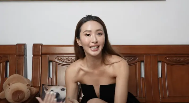 ▲網紅薔薔（如圖）日前遭同行的NanaQ指控性騷，對此她今（6）日上片反擊，怒噴NanaQ口中的「大咖不敢得罪」根本言行不一，更氣炸喊：「妳才他X欺負我！」（圖／林嘉凌 薔薔Maze YouTube）