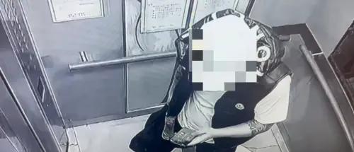 藝人王大陸涉找人痛毆Uber司機,疑幕後黑手的四海幫「小阿俊」,於案發後逃亡,不過在咖啡廳見女友時,遭警方跟監拘提到案。(圖/警方提供) ▲藝人王大陸涉找人痛毆Uber司機,疑幕後黑手的四海幫「小阿俊」,於案發後逃亡,不過在咖啡廳見女友時,遭警方跟監拘提到案。(圖/警方提供)