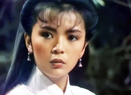 ▲陳玉蓮曾是金庸本人最認可的經典小龍女,近年來已很少出現在公眾活動上,近照在網上曝光後又引起關注。(圖/摘自微博) ▲陳玉蓮曾是金庸本人最認可的經典小龍女,近年來已很少出現在公眾活動上,近照在網上曝光後又引起關注。(圖/摘自微博)