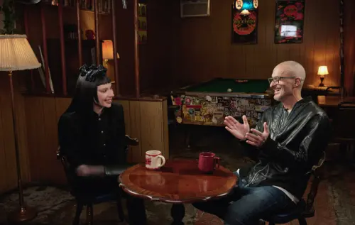 ▲Lady Gaga（左）為新專輯寫下 50 多首歌，最終精選出最能代表自我的曲目。