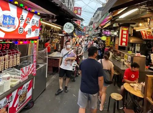 美食不輸逢甲、旱溪!台中超強夜市爆出來了:遊客不知、CP值超高