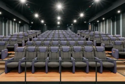 梅花電影院在2010年轉型改裝,內部煥然一新。(圖/台北梅花數位影院官網) ▲梅花電影院在2010年轉型改裝,內部煥然一新。(圖/台北梅花數位影院官網)