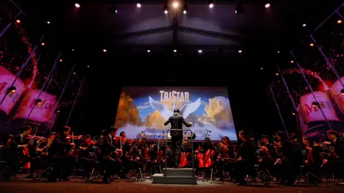 ▲透過現場交響樂演奏與電影影像的結合,讓觀眾在輕鬆氛圍中,沉浸於瑪蒂達的奇幻世界。(圖/高雄市政府文化局 / 財團法人高雄市愛樂文化藝術基金會提供) ▲透過現場交響樂演奏與電影影像的結合,讓觀眾在輕鬆氛圍中,沉浸於瑪蒂達的奇幻世界。(圖/高雄市政府文化局 / 財團法人高雄市愛樂文化藝術基金會提供)