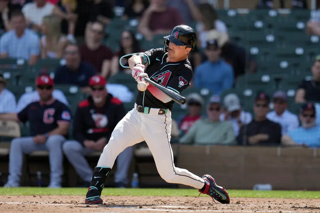 MLB／「卡仔」甦醒！雙響砲登隊內全壘打王 響尾蛇8：3大勝勇士