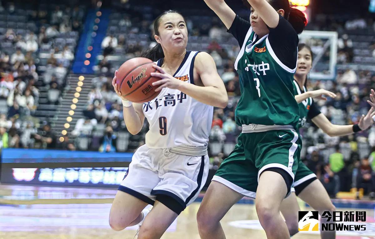 ▲HBL女子組冠軍賽永仁高中不敵北一女中，無緣隊史第三冠，但教練時超傑看到球員的進步，學會愛與信任。（圖／記者葉政勳攝 , 2025.03.09）