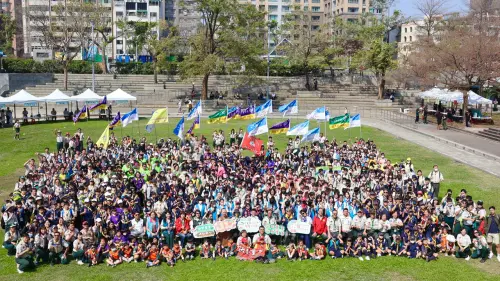 ▲ 「三五童軍節慶祝大會暨童軍嘉年華」現場共有各級童軍與家長共計760餘人參與。（圖／高市府教育局提供）