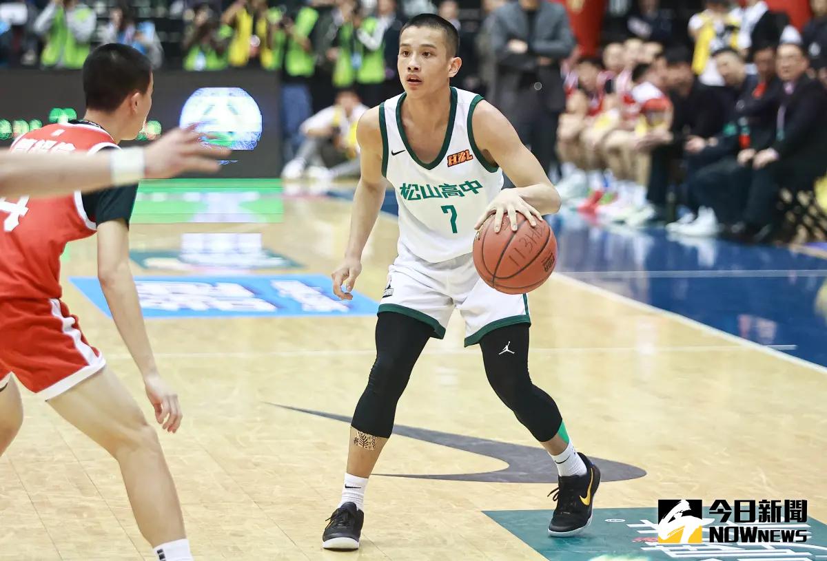 ▲HBL冠軍賽男子組松山高中劉程恩繳出大三元亮眼成績，幫助球隊終結7年冠軍荒，也斬斷南山連霸美夢。（圖／記者葉政勳攝 , 2025.03.09）