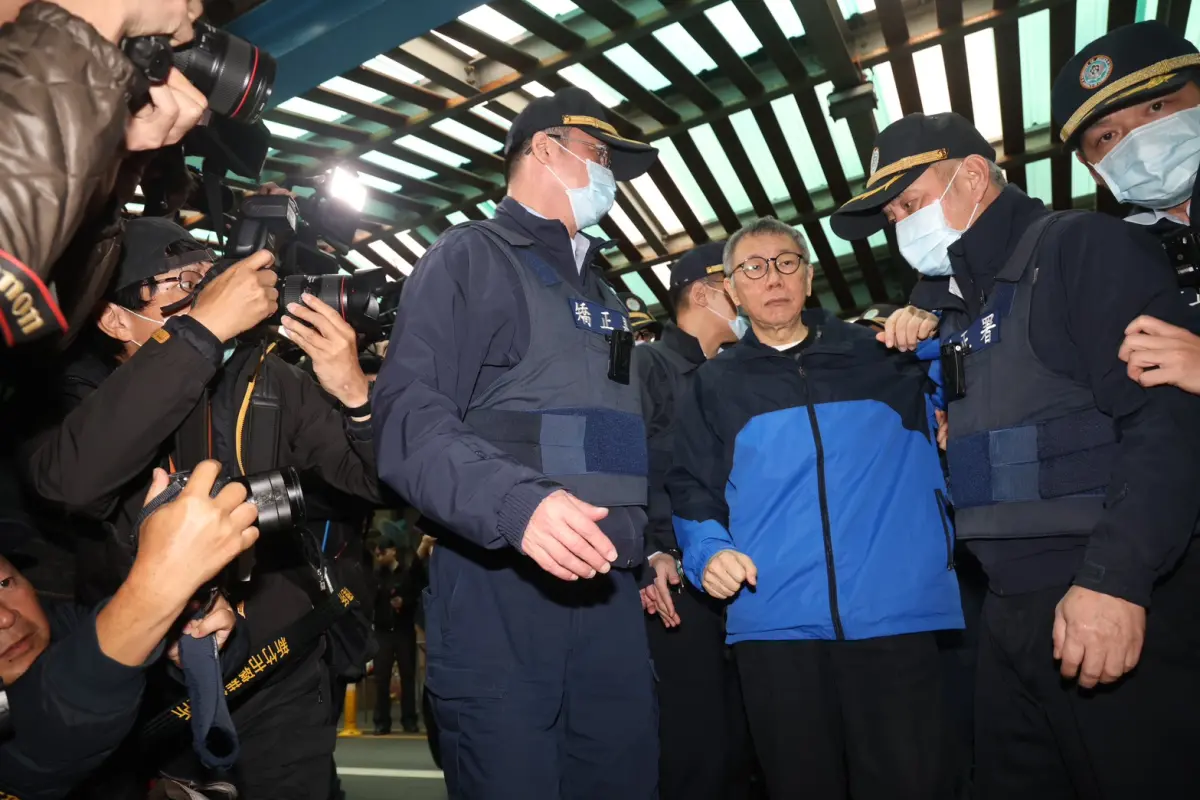 ▲前民眾黨主席柯文哲昨（20）日京華城案開庭情緒激動，自稱被檢察官逼認罪。（圖／資料照片）