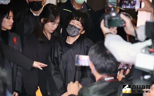 陳佩琪緊擁柯文哲哭喊1句!他質疑恐串供狠酸:得了便宜還賣乖